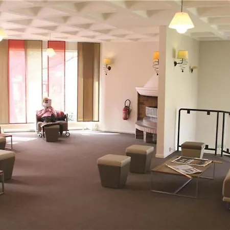Relaxing Chateau Laval - Comfort Mobile - 3 - 4 Persons Apartment